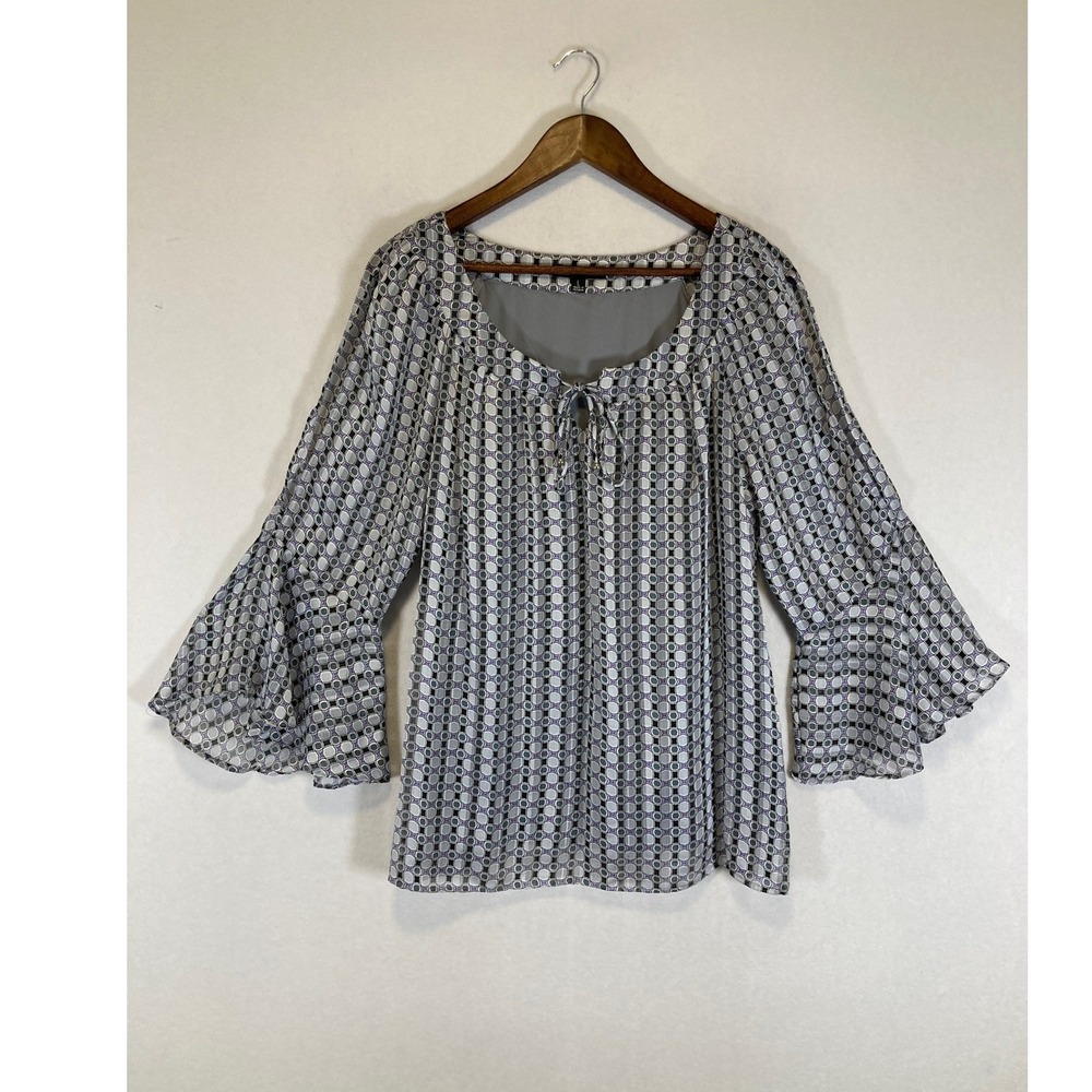 Boho Chic Sara Michelle Women Large Grey Geometric Tiered Bell Sleeve Blouse Top